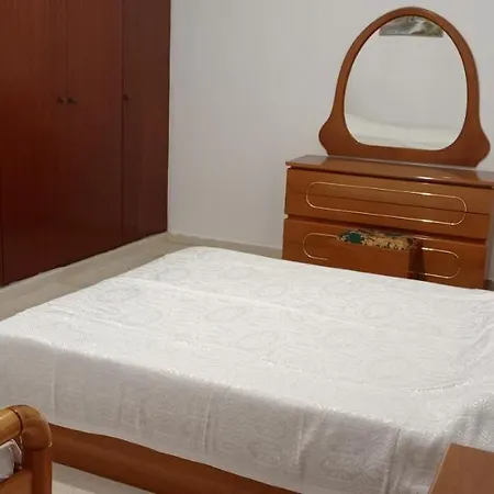 Apartment ευρύχωρο και άνετο στην ιτέα Joanna's Kirra