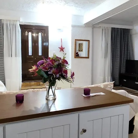 Apartment ευρύχωρο και άνετο στην ιτέα Joanna's Kirra