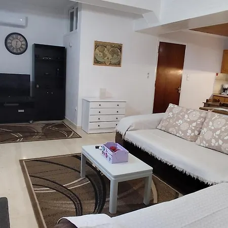 Apartment ευρύχωρο και άνετο στην ιτέα Joanna's *